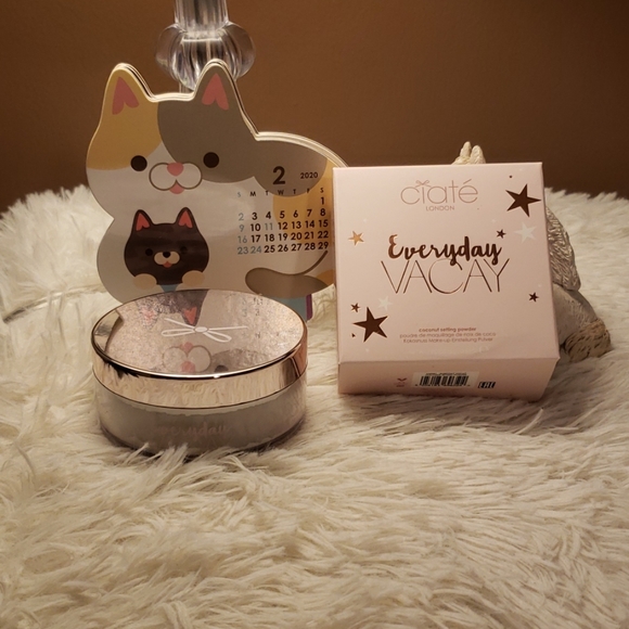 Ciate London Everyday Vacay Setting Powder BNIB - Picture 2 of 6